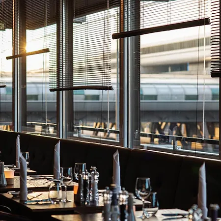 Frankfurt Airport Marriott Отель 5*