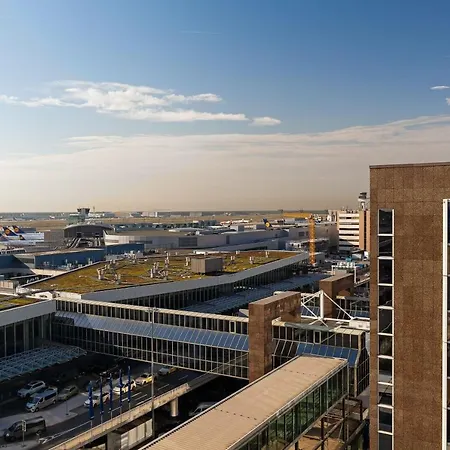 Frankfurt Airport Marriott Szálloda 5*