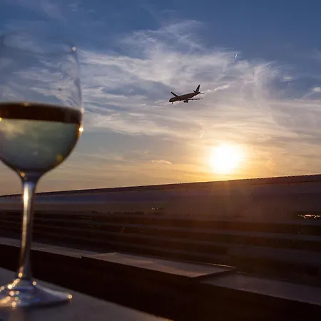 Frankfurt Airport Marriott Szálloda 5*