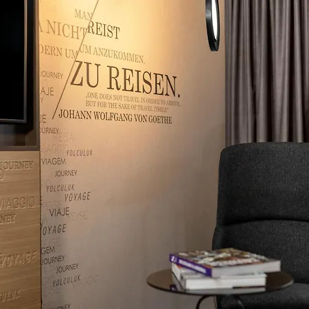 מלון Frankfurt Airport Marriott 5*