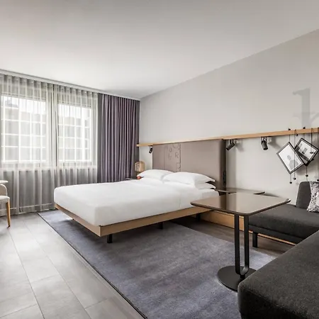 Frankfurt Airport Marriott Szálloda 5*