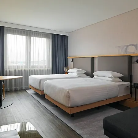 Frankfurt Airport Marriott 5* Fráncfort del Meno