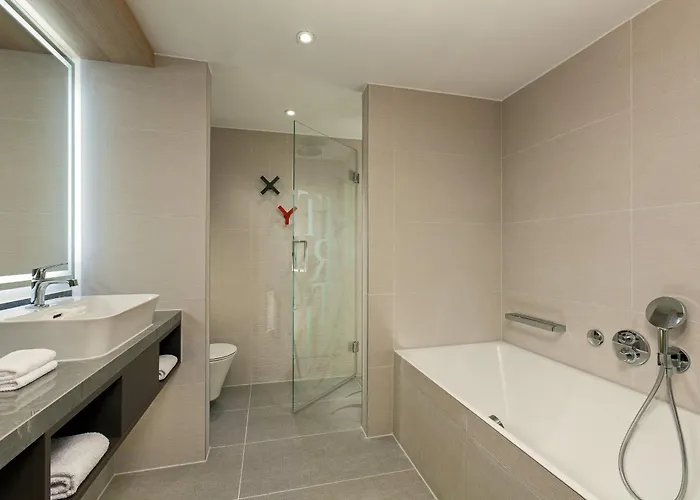 Frankfurt Airport Marriott Hotel 5*